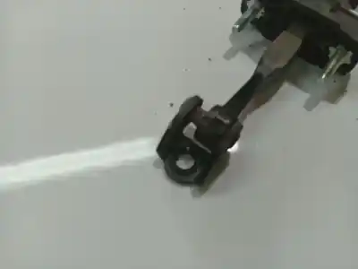 Second-hand car spare part hinge for ford focus iii 1.6 tdci oem iam references   