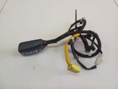 Second-hand car spare part right front seat belt buckle for toyota corolla verso (zer_, zze12_, r1_) 2.0 d-4d (cur10_) oem iam references eb480