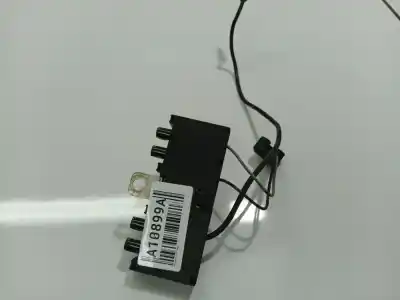 Автозапчасти б/у антенный усилитель за peugeot 407 (6d_) 1.6 hdi 110 (6d9hzc, 6d9hyc) ссылки oem iam 965821690  965821690