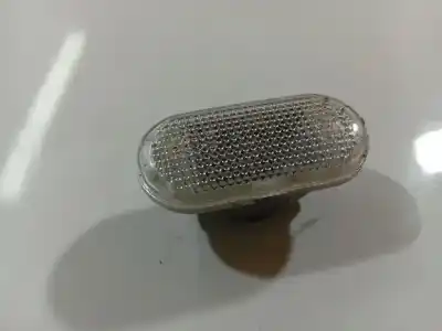 Автозапчасти б/у правая боковая фонарь за nissan note (e11, ne11) 1.5 dci ссылки oem iam 