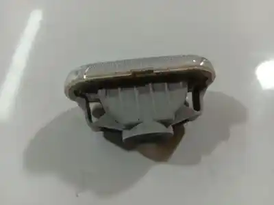 Автозапчасти б/у правая боковая фонарь за nissan note (e11, ne11) 1.5 dci ссылки oem iam   