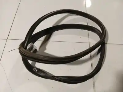 Автозапчастина б/у контур дверей гума для PEUGEOT 407 (6D_) 1.6 HDI 110 (6D9HZC, 6D9HYC) Посилання на OEM IAM   