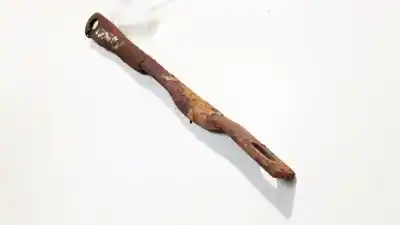 Second-hand car spare part front right lower suspension arm for ford ka (ru8) 1.2 oem iam references   