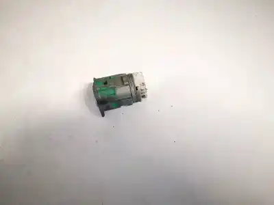 Автозапчастина б/у циліндр передніх дверей лівий для audi a4 b6 (8e2) 2.5 tdi quattro посилання на oem iam 8e1837063  