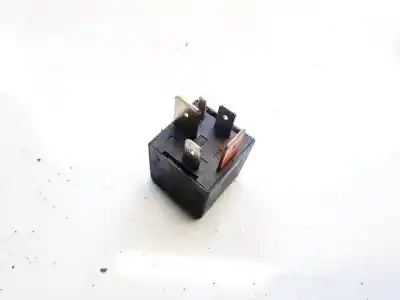 Second-hand car spare part relay for audi a3 (8l) 1.6 ambiente oem iam references 3d0951253a  v23134-b59-x418, 433