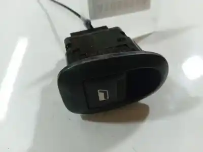 Peça sobressalente para automóvel em segunda mão botão / interruptor elevador vidro dianteiro esquerdo por peugeot 1007 (km_) 1.4 hdi referências oem iam 25943