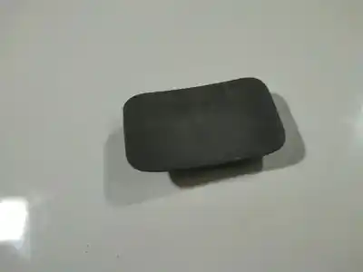 Second-hand car spare part plastics for toyota ipsum (_m2_) 2.0 d (clm20_) oem iam references 6262744010