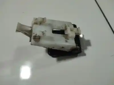 Pezzo di ricambio per auto di seconda mano plastica per toyota ipsum (_m2_) 2.0 d (clm20_) riferimenti oem iam   