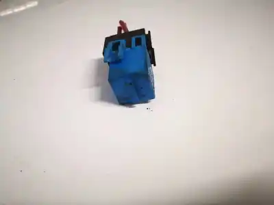 Second-hand car spare part relay for bmw 3 (e90) 320 d oem iam references 61366915327