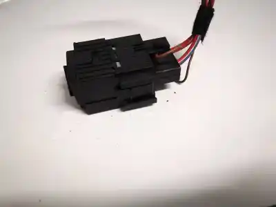 Second-hand car spare part relay for bmw 3 (e90) 320 d oem iam references 6939890  13597