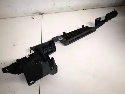 Second-hand car spare part plastics for bmw 3 (e90) 320 d oem iam references 7068909  