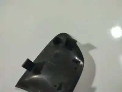 Pezzo di ricambio per auto di seconda mano plastica per toyota ipsum (_m2_) 2.0 d (clm20_) riferimenti oem iam   