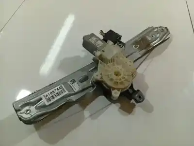 Peça sobressalente para automóvel em segunda mão elevador de vidros traseiro direito por ford focus iii 1.6 tdci referências oem iam 924131103