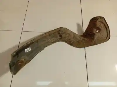 Second-hand car spare part plastics for toyota ipsum (_m2_) 2.0 d (clm20_) oem iam references 7727744030