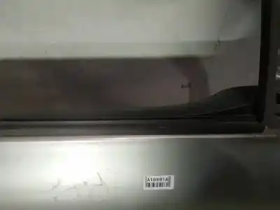 Pezzo di ricambio per auto di seconda mano plastica per toyota ipsum (_m2_) 2.0 d (clm20_) riferimenti oem iam   