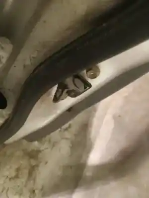 Second-hand car spare part hinge for toyota ipsum (_m2_) 2.0 d (clm20_) oem iam references   