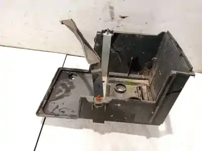 Pezzo di ricambio per auto di seconda mano Medio per VOLVO V50 (545) 2.4 Riferimenti OEM IAM 3M5110723B  