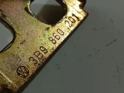 Автозапчасти б/у пластик за volkswagen passat b5 variant (3b5) 1.9 tdi ссылки oem iam 3b9860201  3b9 860 201