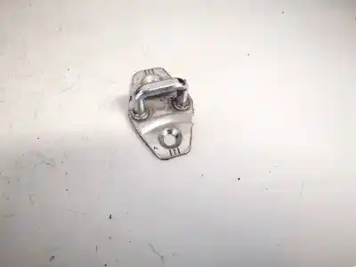 Pezzo di ricambio per auto di seconda mano Pezzi Vari per BMW 3 TOURING (E46) 318 D Riferimenti OEM IAM 8221484  