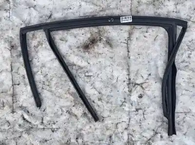 Second-hand car spare part rubber door seal for bmw 3 (e90) 320 d oem iam references 