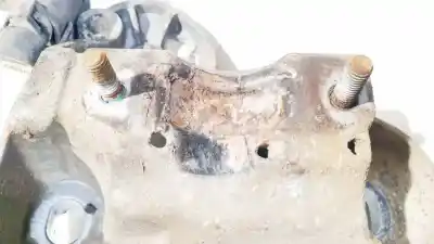 Second-hand car spare part engine support for audi a4 b6 (8e2) 2.5 tdi quattro oem iam references 8e0199352f  