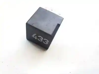 Second-hand car spare part relay for audi a3 (8l) 1.6 ambiente oem iam references 3d0951253a  v23134-b59-x418, 433