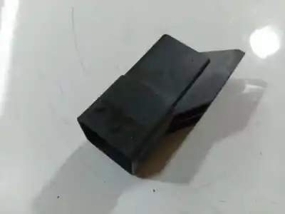 Автозапчастина б/у коробка передігрів для peugeot 407 (6d_) 2.0 hdi 135 (6drhrh, 6drhre, 6drhrg, 6drhrj) посилання на oem iam 51252002  51252002, 9640469680