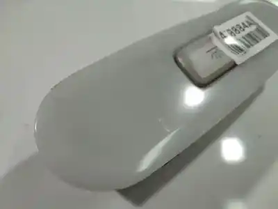 Автозапчастина б/у внутрішне світло для audi a5 (8t3) 2.0 tfsi посилання на oem iam j012300m  j012300m, 8t0947111