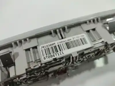 Автозапчастина б/у внутрішне світло для audi a5 (8t3) 2.0 tfsi посилання на oem iam j012300m  j012300m, 8t0947111