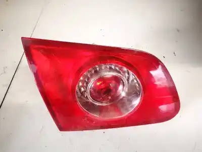 Pezzo di ricambio per auto di seconda mano Luce Di Coda Interna Destra per VOLKSWAGEN PASSAT VARIANT (3C5) 2.0 TDI Riferimenti OEM IAM 3C9945093  