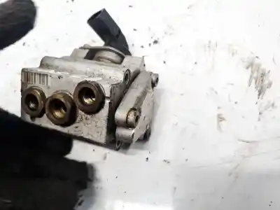 Автозапчастина б/у насос инжекційний для audi a3 (8p) 2.0 16v fsi посилання на oem iam 06d127026j  