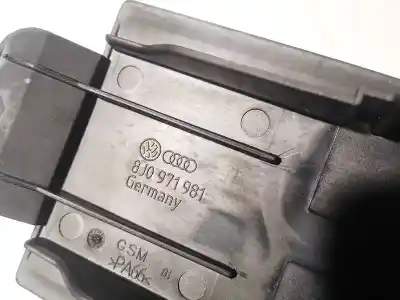 Автозапчасти б/у пластик за audi a5 (8t3) 2.0 tfsi ссылки oem iam 8j0971981  
