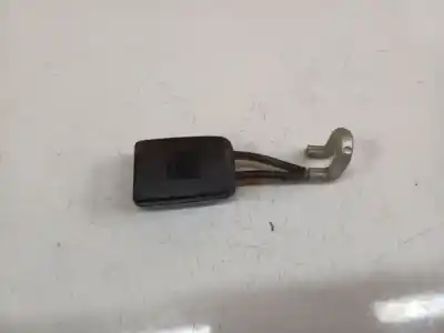 Second-hand car spare part right rear seat belt buckle for volkswagen passat b5 variant (3b5) 1.9 tdi oem iam references 3b0857740  3b0857740