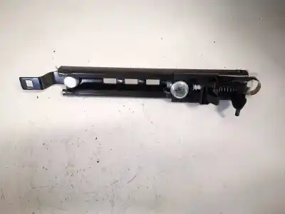 Pezzo di ricambio per auto di seconda mano gancio cintura anteriore sinistro per bmw 3 (e30) m3 2.3 riferimenti oem iam 13166032