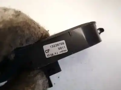 Second-hand car spare part left front power window switch for bmw 3 (e30) m3 2.3 oem iam references 13228709  