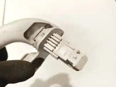 Автозапчасти б/у потолочная ручка за peugeot 407 (6d_) 2.0 hdi 135 (6drhrh, 6drhre, 6drhrg, 6drhrj) ссылки oem iam 9645435077  