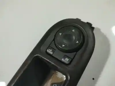 Pièce détachée automobile d'occasion poignée intérieure avant gauche pour volkswagen passat b5 variant (3b5) 1.9 tdi références oem iam 3b1837113  3b1837113