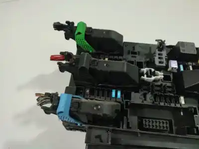 Peça sobressalente para automóvel em segunda mão caixa de fusíveis e relés por opel astra h (a04) 1.7 cdti (l48) referências oem iam 13115937  13115937, 329510614