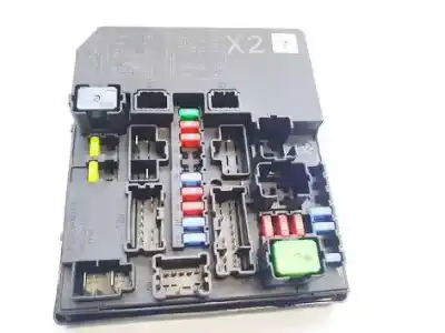 Peça sobressalente para automóvel em segunda mão caixa de fusíveis e relés por nissan leaf (ze0) electric referências oem iam 284b74nm3a