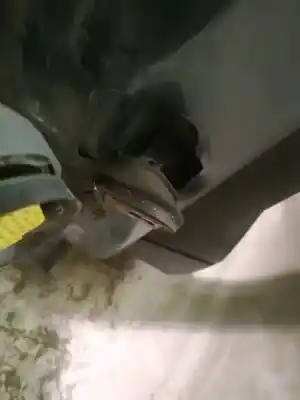 Second-hand car spare part hinge for peugeot 407 (6d_) 2.0 hdi 135 (6drhrh, 6drhre, 6drhrg, 6drhrj) oem iam references   