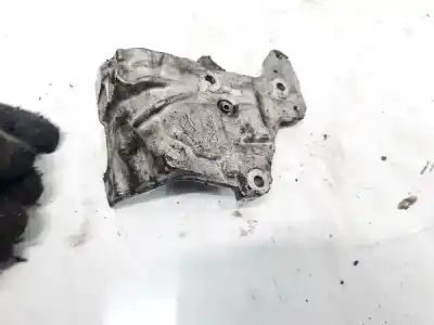 Second-hand car spare part engine support for peugeot 407 (6d_) 1.6 hdi 110 (6d9hzc, 6d9hyc) oem iam references 505932  