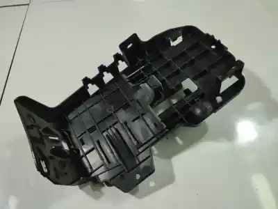 Автозапчасти б/у пластик за audi a3 (8p1) 1.6 ссылки oem iam 8p0907368b  8p0 907 368 b