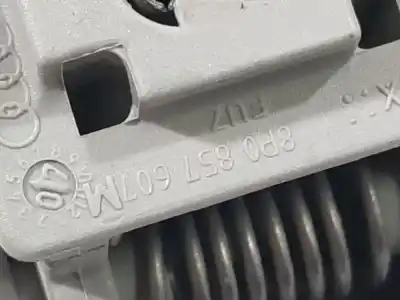 Автозапчастина б/у ручка стеля для audi a3 (8p1) 1.6 посилання на oem iam 8p0857607m  8p0 857 607m, fu7