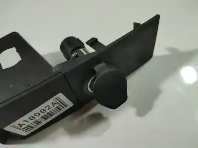 Pezzo di ricambio per auto di seconda mano portacenere per opel meriva a monospace (x03) 1.3 cdti (e75) riferimenti oem iam 13171589  13 171 589, 002937