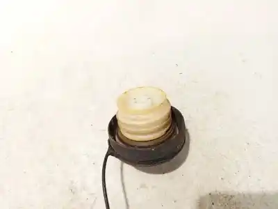 Pezzo di ricambio per auto di seconda mano tappo esterno del carburante per audi 200 c2 sedán (437, 438) 2.1 5e riferimenti oem iam 