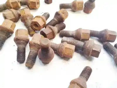 Pezzo di ricambio per auto di seconda mano pezzi vari per bmw 3 (e30) m3 2.3 riferimenti oem iam   