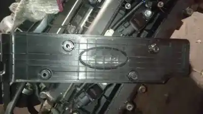 Second-hand car spare part engine cover for kia cee'd fastback (ed) 1.4 oem iam references 224052b010  22405-2b010