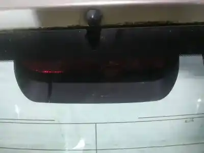 Second-hand car spare part central brake light for mazda 3 (bk) 1.6 (bk14) oem iam references   