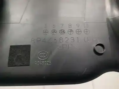Pezzo di ricambio per auto di seconda mano plastica per mazda 3 (bk) 1.6 (bk14) riferimenti oem iam bp4k68231  bp4k68231
