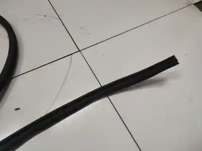 Pezzo di ricambio per auto di seconda mano gomma contorno porta per mazda 3 (bk) 1.6 (bk14) riferimenti oem iam   